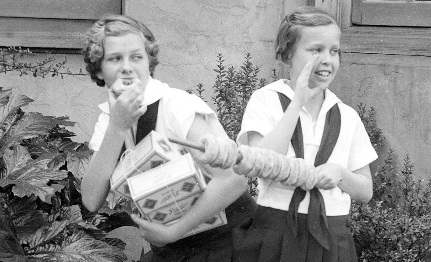 Camp Fire Girls selling donuts